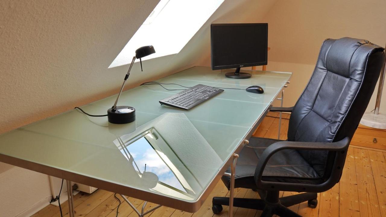 3 Schlafzimmer 8 Gaste Ruhig 110Qm Nahe Flughafen Norderstedt Exterior foto