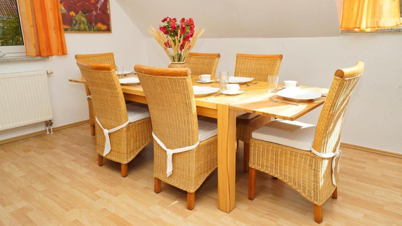 3 Schlafzimmer 8 Gaste Ruhig 110Qm Nahe Flughafen Norderstedt Exterior foto