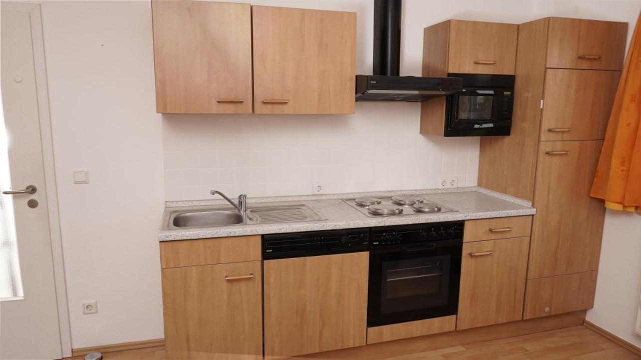 3 Schlafzimmer 8 Gaste Ruhig 110Qm Nahe Flughafen Norderstedt Exterior foto