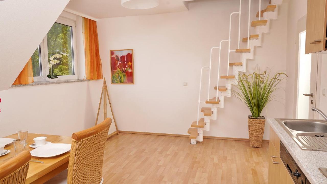 3 Schlafzimmer 8 Gaste Ruhig 110Qm Nahe Flughafen Norderstedt Exterior foto