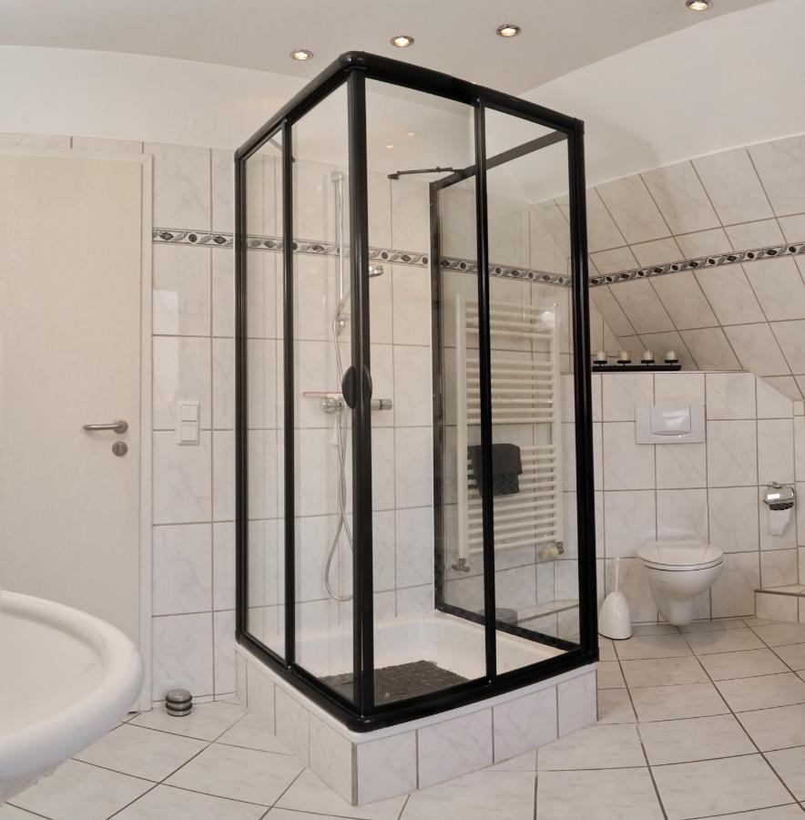 3 Schlafzimmer 8 Gaste Ruhig 110Qm Nahe Flughafen Norderstedt Exterior foto